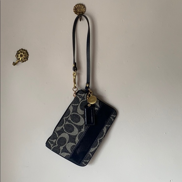 Coach Wristlet - Picture 1 of 3